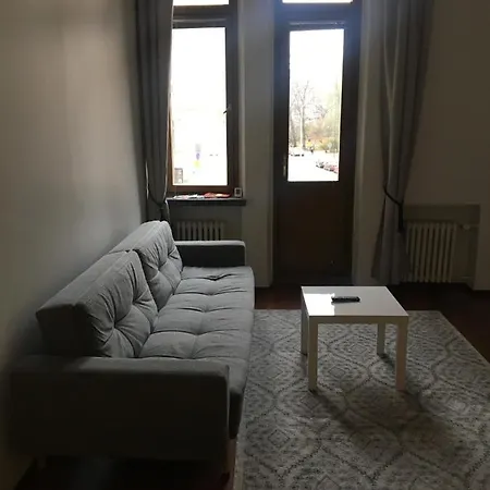 Viiskulma 2